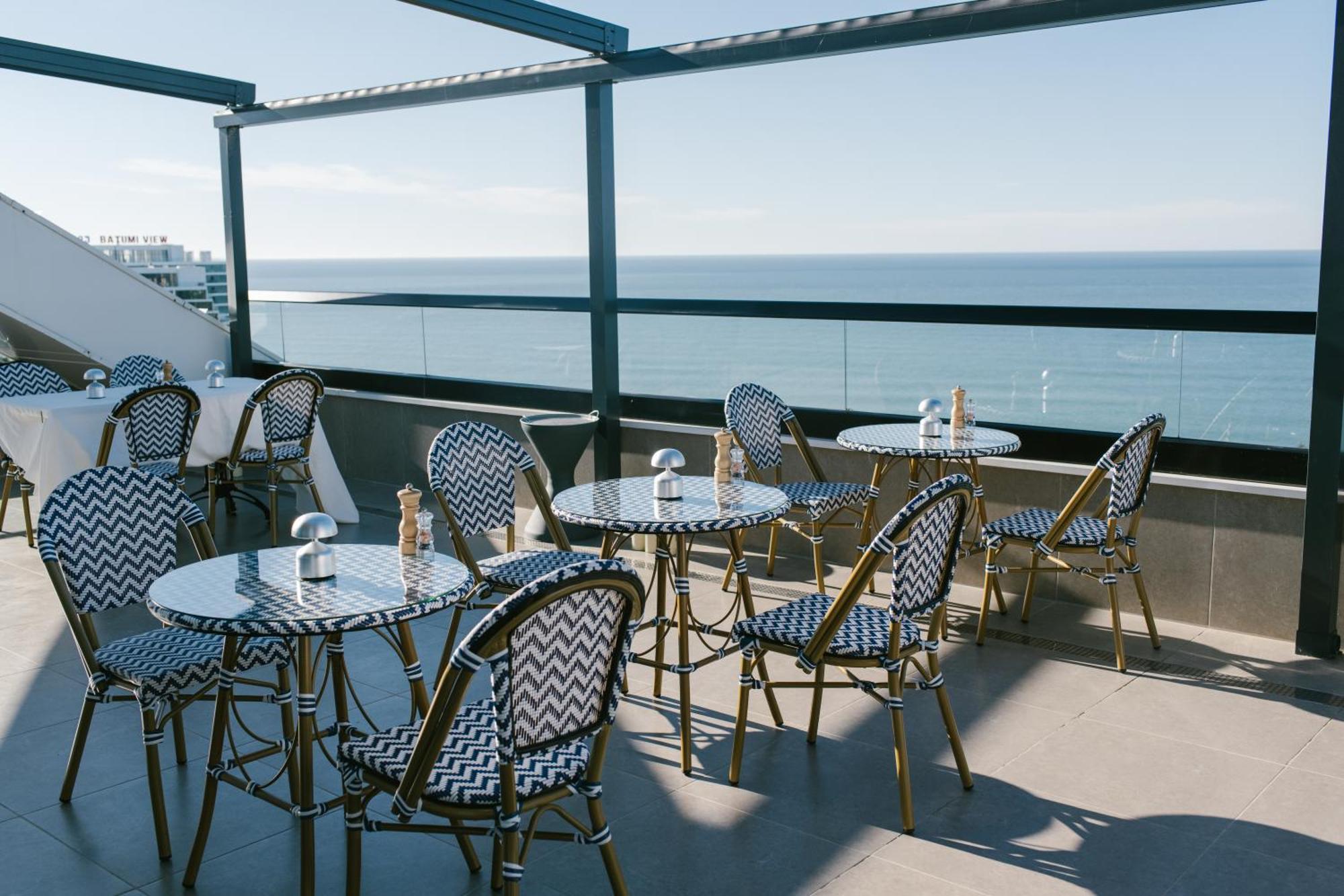 The Grandeur Hotel Batumi Exterior foto