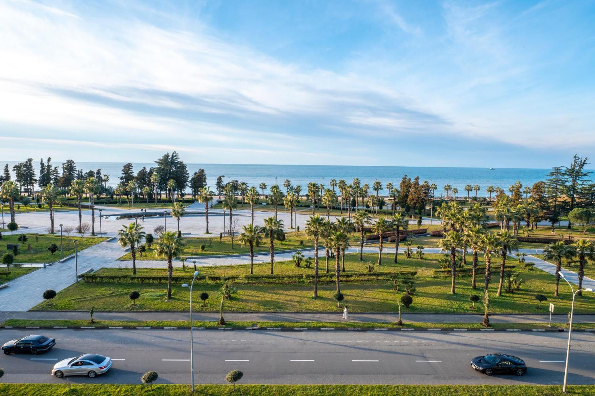 The Grandeur Hotel Batumi Exterior foto