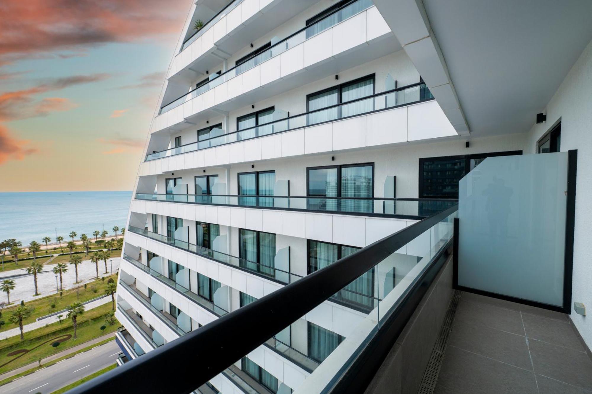 The Grandeur Hotel Batumi Exterior foto